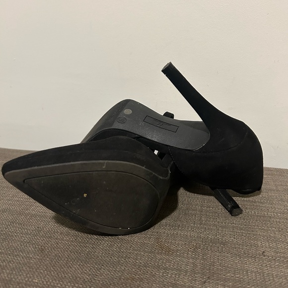 Worthington “Velvet” Like Pumps w/ Ankle Strap - Picture 4 of 12